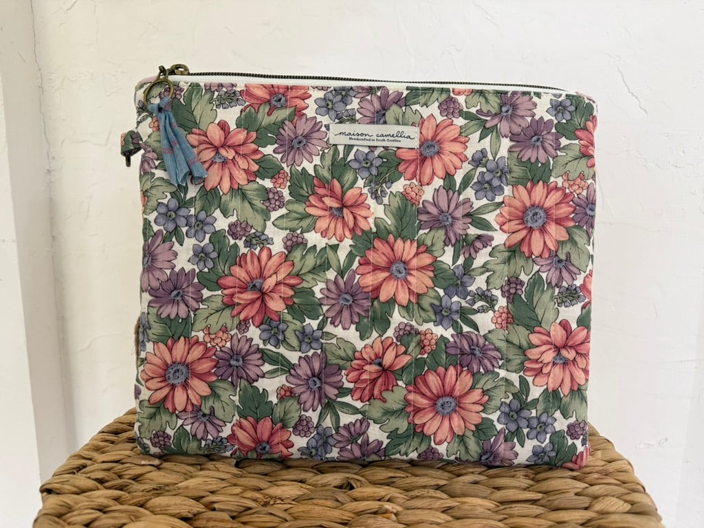 Sandhills Large Pouch