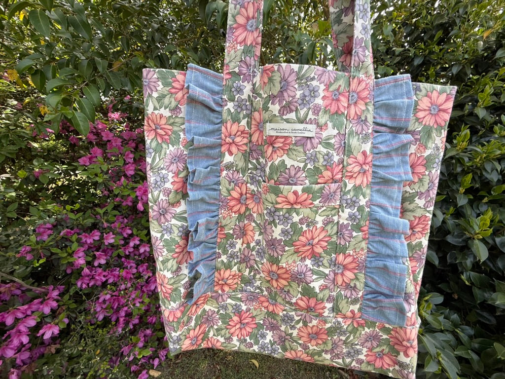 Savannah Ruffle Tote