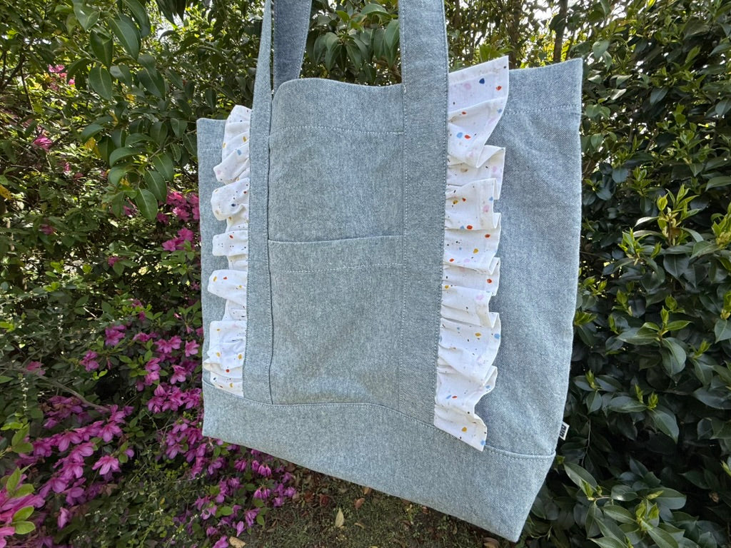 Savannah Ruffle Tote